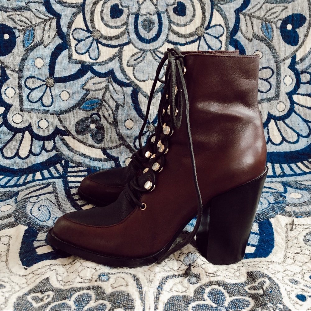 🐎 & Other Stories Leather Booties🐎